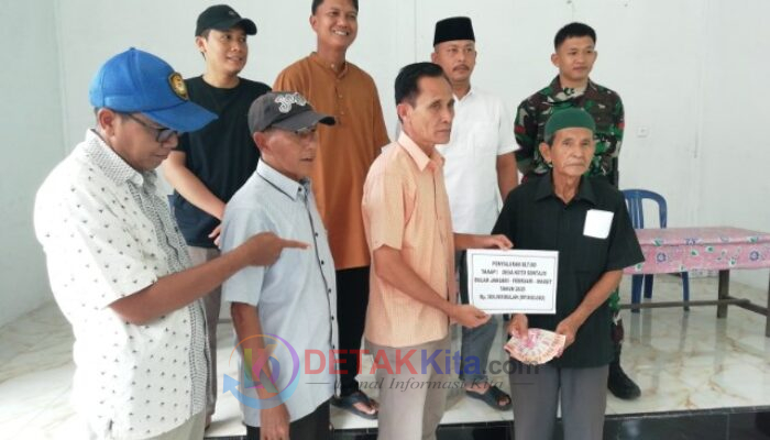 Jelang Lebaran, Pemdes Koto Sentajo Salurkan BLT-DD Tahap I