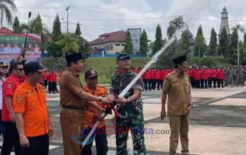 Wabup Hendrizal Didampingi Dandim Emick Cek dan Uji Coba Alat Damkar