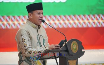 Bupati Suhardiman Perintahkan DTPHKP Beri Umroh Gratis Bagi Desa Terbaik
