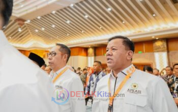 Bupati Suhardiman Dilantik Mendagri Tito Karnavian Jadi Kabid Pariwisata dan Pengembangan Desa Wisata APKASI
