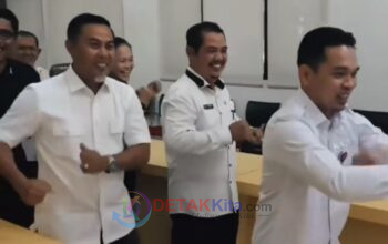 Moman Zulhendri Kembali Promosi Kebudayaan Pacu Jalur di Publik Lewat Tarian Aura Farming