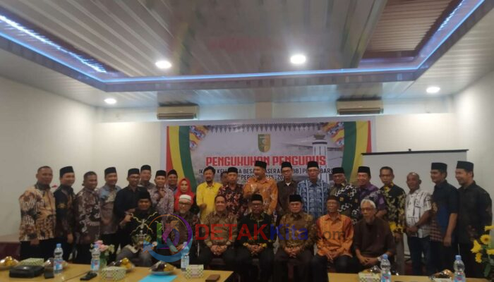 Aswandi Resmi Pimpin IKBB Periode 2025–2028, Dikukuhkan Langsung Ketua IKKS Pekanbaru