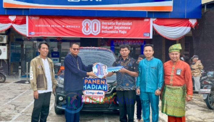 Nasabah Asal Hulu Teso Menangkan Grand Prize Mobil All New Ertiga dari Panen Hadiah Simpedes BRI Teluk Kuantan