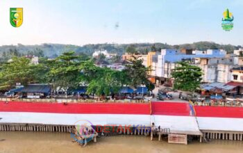 Merah Putih di Tepian Lubuok Sobae: Simbol Syukur Pacu Jalur Event Kebudayaan Baserah 2025