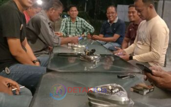 Ngopi Sambil Rapat, Dody Fitrawan Bahas Gelanggang Pacu Jalur Hingga Finalisasi! Ngopi Sambil Rapat, Dody Fitrawan Bahas Gelanggang Pacu Jalur Hingga Finalisasi!