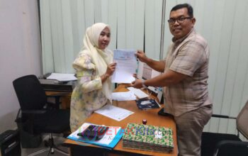 BRK Syariah Teluk Kuantan dan Semangat Goro Menyemarakkan Pacu Jalur HUT Kuansing ke-26 BRK Syariah Teluk Kuantan dan Semangat Goro Menyemarakkan Pacu Jalur HUT Kuansing ke-26