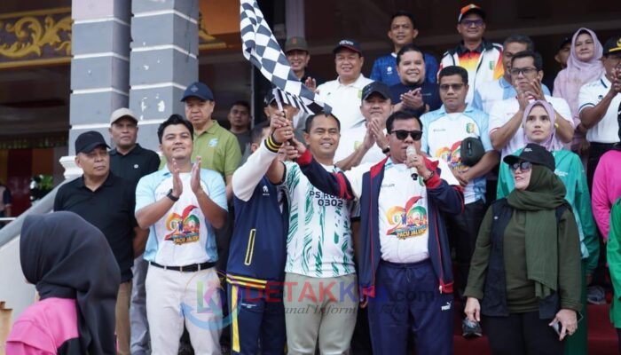 Langkah Bersama Bupati Kuansing, Lapangan Limuno Jadi Lautan Manusia!