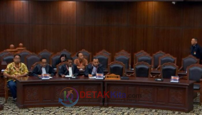 Putusan Bersejarah MK: Masyarakat Adat di Kawasan Hutan Kini Dapat Perlindungan Hukum Penuh