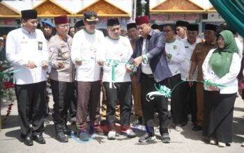 Bupati Suhardiman Resmi Buka Pesantren Expo Santri dan Pentas Seni Santri Provinsi Riau 2025