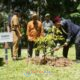 Bupati Suhardiman Amby Tanam Pohon di Hari Santri 2025: Menanam Harapan, Merawat Alam Kuansing