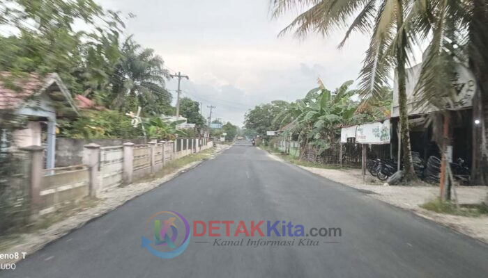 Jalan Mulus, Hadiah untuk Masyarakat Teratak Air Hitam dari Bupati Suhardiman