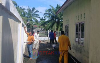 Warga Antusias Sambut Kehadiran Kades Bulkrim Pimpin Goro TK Al-Azhar Sungai Kubu Warga Antusias Sambut Kehadiran Kades Bulkrim Pimpin Goro TK Al-Azhar Sungai Kubu