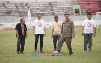 Kejurda Sepakbola Kuansing U-18 Dibuka Meriah Bupati Suhardiman: Saat Stadion SUSC Menjadi Panggung Mimpi Generasi Muda Kejurda Sepakbola Kuansing U-18 Dibuka Meriah Bupati Suhardiman: Saat Stadion SUSC Menjadi Panggung Mimpi Generasi Muda