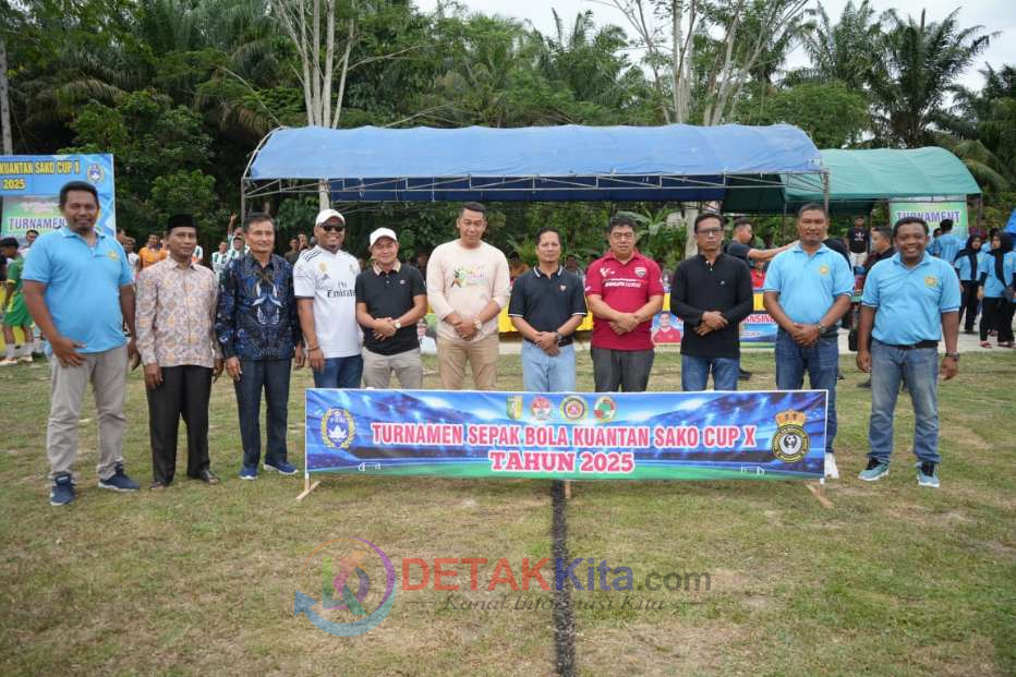 Wabup Muklisin —Sepak Bola yang Menyatukan Desa: Kuantan Sako Cup X Hadir dengan Cerita, Harapan, dan Semangat Pemuda