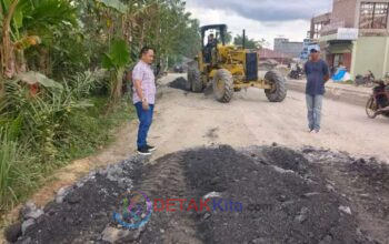 Syahrin Usman Tinjau Penimbunan Jalan Sudirman Sungai Kubu: Aspirasi Warga Mulai Terjawab, Perbaikan Dilakukan Secara Swakelola