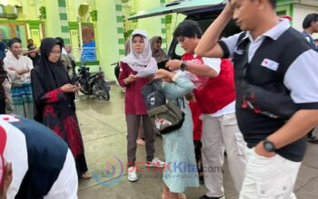 PMI Kuansing Tancap Gas ke Lokasi Bencana Sumatra! 110 School Kids Disalurkan, Air Bersih hingga Sembako Mengalir ke Warga Solok