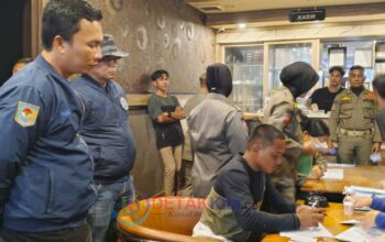 Patroli Dini Hari Satpol PP–BNN Kuansing Sapu Bersih Pekat: Balap Liar Dibubarkan—Dua Pengunjung Positif Narkoba Diamankan Patroli Dini Hari Satpol PP–BNN Kuansing Sapu Bersih Pekat: Balap Liar Dibubarkan—Dua Pengunjung Positif Narkoba Diamankan