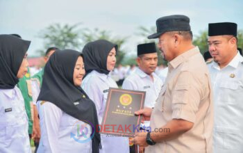 Bupati Baharuddin Serahkan 2.399 SK PPPK, Tegaskan Disiplin ASN dan Targetkan Kinerja OPD Lebih Tajam di 2025