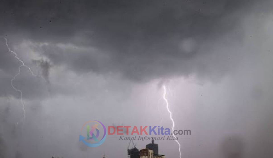 Cuaca Riau Masih “Basah”! BMKG Ingatkan Hujan Mengguyur Sepekan, Ini Wilayah Tertinggi!