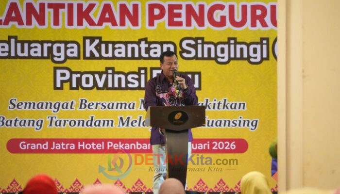 Suhardiman Amby Tegaskan: Kuansing Tak Akan Maju Jika Warganya Diam! Pacu Jalur Bukti Kekuatan Kolektif