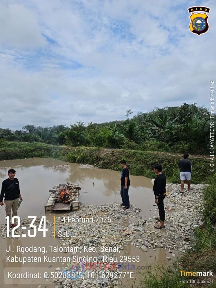 DIGEREBEK! Rakit PETI Setingkai di Perbatasan Talontam–Koto Benai Dibakar, Pelaku Kabur — Kanit Reskrim: Kami Tindak Tegas, Tak Ada Ruang untuk Tambang Ilegal!