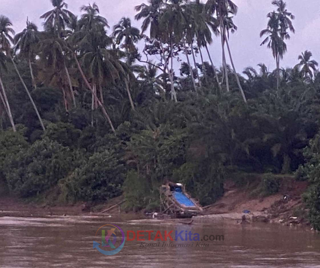 PETI Menggila di Batang Kuantan! Belasan Rakit Bebas Beroperasi di Wilkum Polsek Cerenti, APH “Tumpul”?