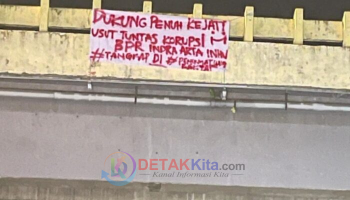 Spanduk Misterius Gegerkan Pekanbaru! Dukung Kajati Usut Korupsi BPR Indra Arta Inhu—Minta “Tangkap DI”