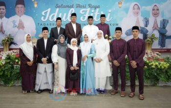 Momen Ribuan Warga Padati Pendopo Rujab Bupati Kuansing Digelaran Open House Idul Fitri