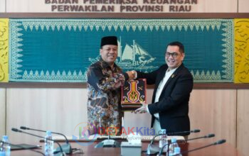 Dikejar Deadline! Bupati Suhardiman Amby Serahkan LKPD 2026 ke BPK RI — Target WTP Kembali Digenggam!