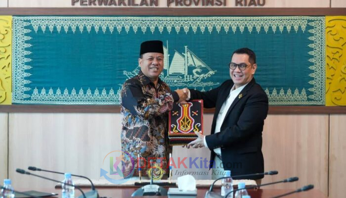 Dikejar Deadline! Bupati Suhardiman Amby Serahkan LKPD 2026 ke BPK RI — Target WTP Kembali Digenggam!