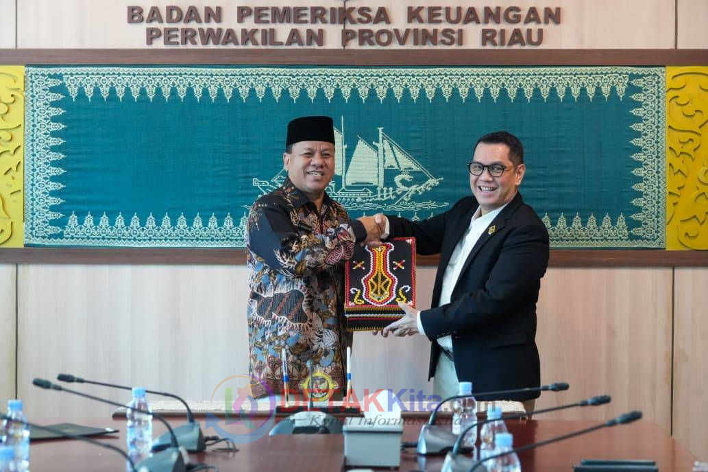 Dikejar Deadline! Bupati Suhardiman Amby Serahkan LKPD 2026 ke BPK RI — Target WTP Kembali Digenggam!