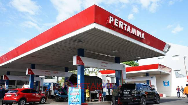 GILA! BBM Nonsubsidi Melonjak Brutal—Pertamax Turbo Tembus Rp19.400 per Liter Mulai Hari Ini!