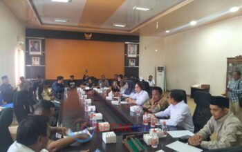 Lapangan Rakyat Mau Disulap Jadi Gerai! DPRD Batu Bara ‘Rem’ Proyek KDMP: Stop Dulu — Ini Tanah Warga!