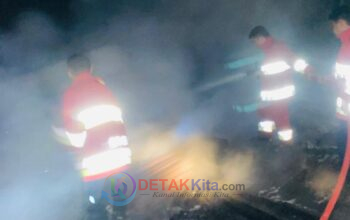 Dini Hari Mencekam di Pangean! Rumah Ludes Dilalap Api — Bupati Suhardiman Gerak Cepat Perintahkan Bantuan Segera Turun Dini Hari Mencekam di Pangean! Rumah Ludes Dilalap Api — Bupati Suhardiman Gerak Cepat Perintahkan Bantuan Segera Turun