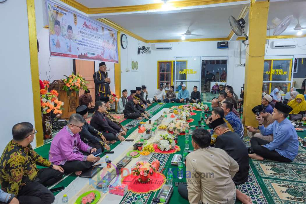 Tanpa Hotel Mewah — Tanpa Protokol Kaku! Gaya Sederhana IWAKUSI Tanjungpinang Justru Bikin Pejabat dan Warga Melebur Tanpa Sekat