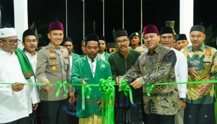 Lautan Manusia Tumpah di Sungai Buluh! UAS Guncang Singingi Hilir — Bupati Suhardiman Resmikan Kantor NU