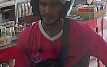 AKSI LICIK TERBONGKAR! Pria Helm Hitam Coba Tipu Toko Haya Beauty Pakai Modus QRIS—Kabur Saat Ketahuan Beda Rekening
