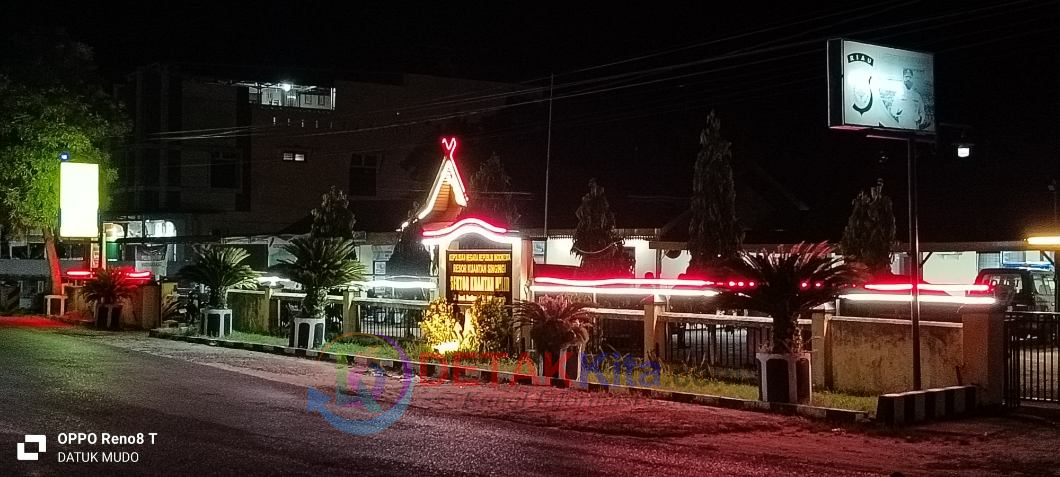 DIGEREBEK DI PONDOK KEDAI! 3 Pemuda Diciduk Polisi—Sabu dan Ekstasi Diamankan – Diduga Beli Narkoba Secara Online