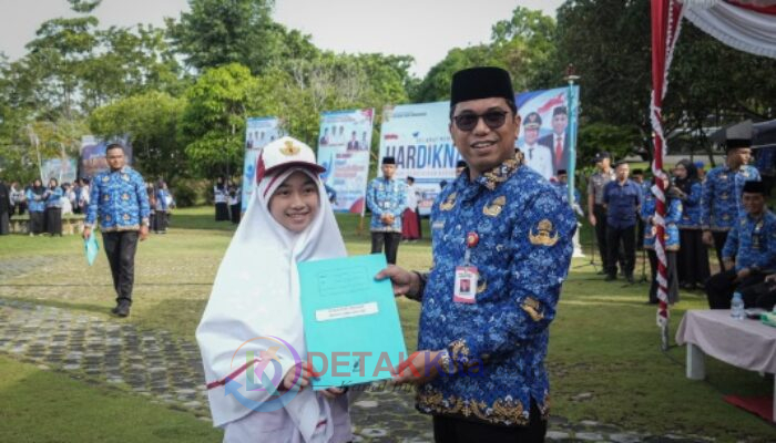 HEBOH! Bocah 8 Tahun Asal Kuansing Ini Bikin Bangga Daerah — Juara 2 Hafidz Indonesia Disambut Penghargaan Resmi Pemkab!