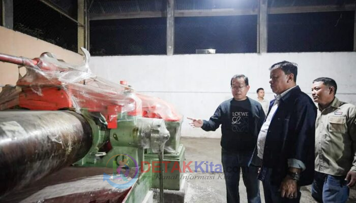 Dulu Ditertawakan—Kini Jadi Kebanggaan! Pabrik KOJAI Kuansing Resmi Beroperasi — Harga Karet Tembus Rp18.500—Petani Mulai Tersenyum!