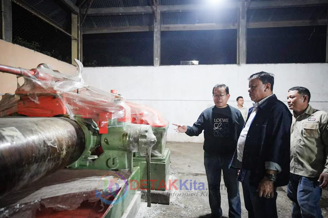 Dulu Ditertawakan—Kini Jadi Kebanggaan! Pabrik KOJAI Kuansing Resmi Beroperasi — Harga Karet Tembus Rp18.500—Petani Mulai Tersenyum!