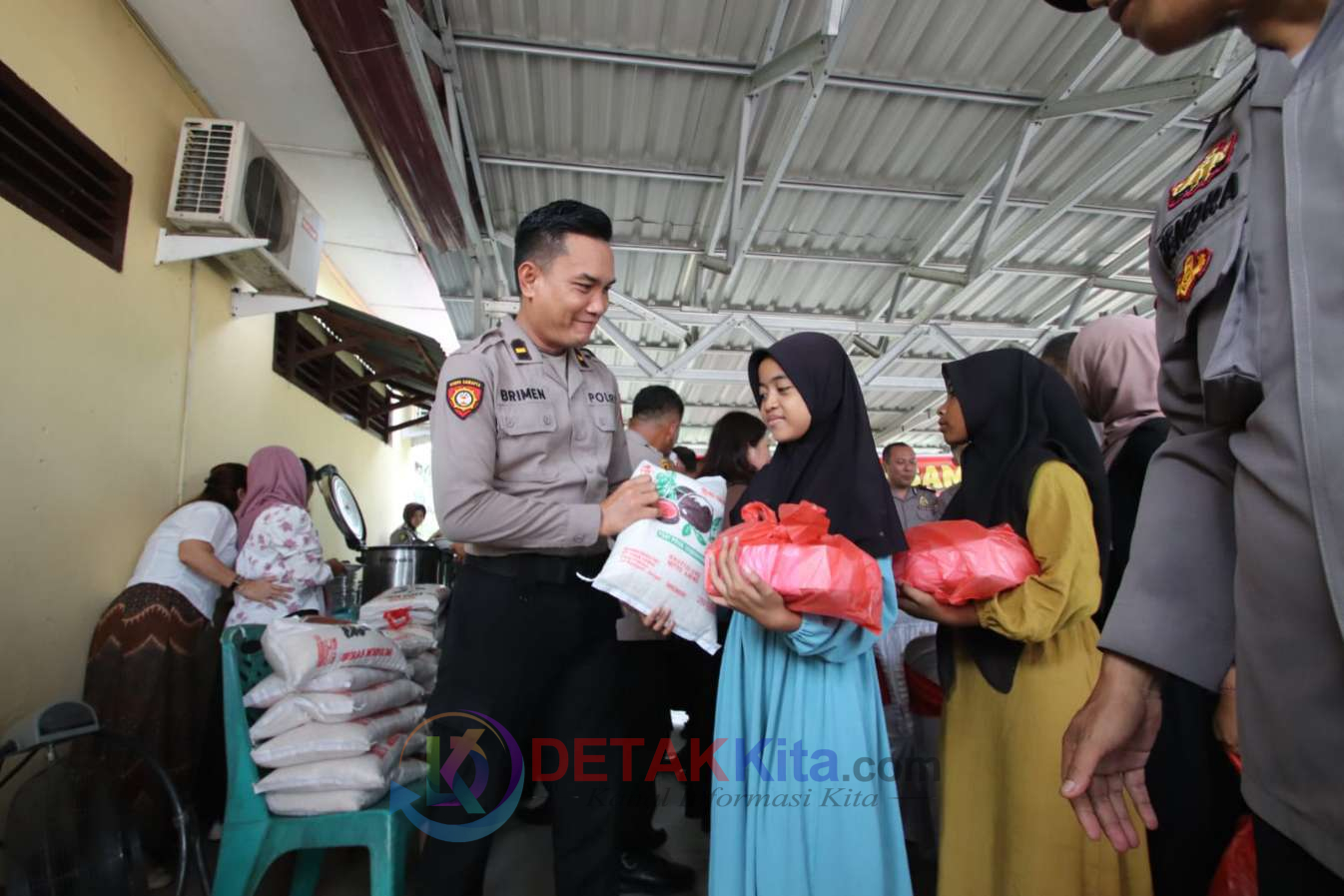 POLISI TAK BOLEH AROGAN! Kapolres Sergai Tegas: Personel Wajib Humanis dan Berintegritas—Anak Yatim Disantuni di Polsek Teluk Mengkudu