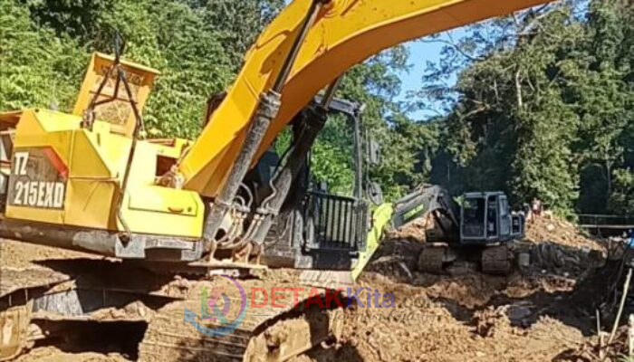 PETI Menggila di Pasaman! Excavator Bebas Mengeruk Sungai—Kini Muncul Dugaan Penimbunan BBM Subsidi di Lokasi Tambang—Publik Desak Kapolres Dicopot