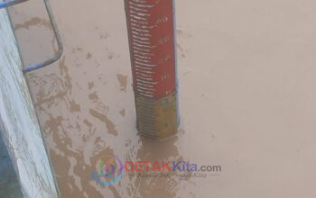 Debit Sungai Kuantan Nyaris Zona Merah! Bupati Suhardiman Perintahkan Camat dan Kades Siaga Penuh