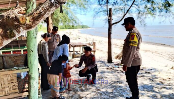 Pantai Teluk Mengkudu Ramai Diserbu Wisatawan—Patroli Humanis Polri Bikin Pengunjung Merasa Aman