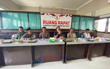 Camat Rahman Candra Ajak Perusahaan dan Masyarakat Bersatu Sukseskan Pacu Jalur Baserah 2026 Camat Rahman Candra Ajak Perusahaan dan Masyarakat Bersatu Sukseskan Pacu Jalur Baserah 2026
