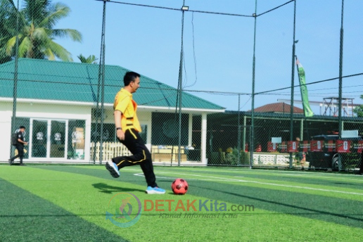 Kapolres AKBP Angga Kick Off Turnamen Mini Soccer HUT Bhayangkara ke-80 — Ajang Pererat Soliditas dan Sportivitas