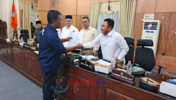 Pansus Plasma 20 Persen Mulai Bergerak — IWO dan Zuriat Kedatukkan Lima Puluh Serahkan Data Dugaan Penyimpangan