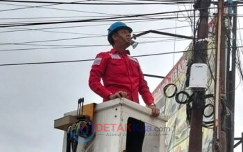 Ketua Komisi II DPRD Dumai Turun Tangan — Kabel Optik Semrawut Dipotong di Tempat: Provider Jangan Abaikan Keselamatan Warga!