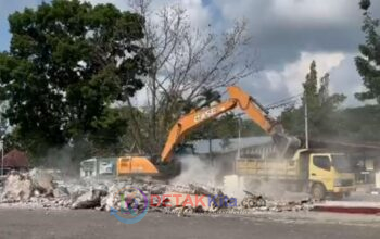 Eks Terminal Disulap Jadi Sentra UMKM MTQ Riau — Belanja Cukup Scan QRIS!